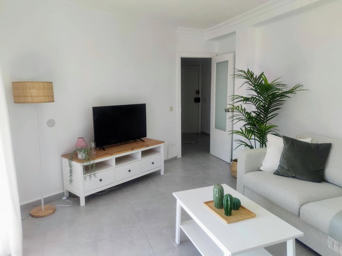 Berlin Playa - Torremolinos Apartment Luaran gambar